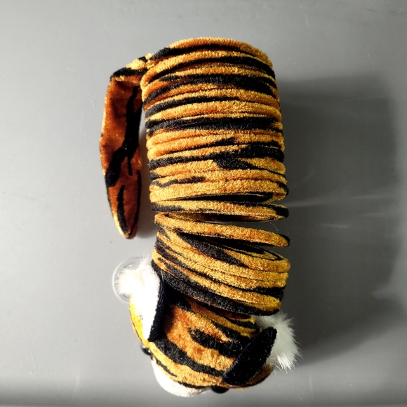 Tiger Slinky Plush Pet - Picture 2 of 5